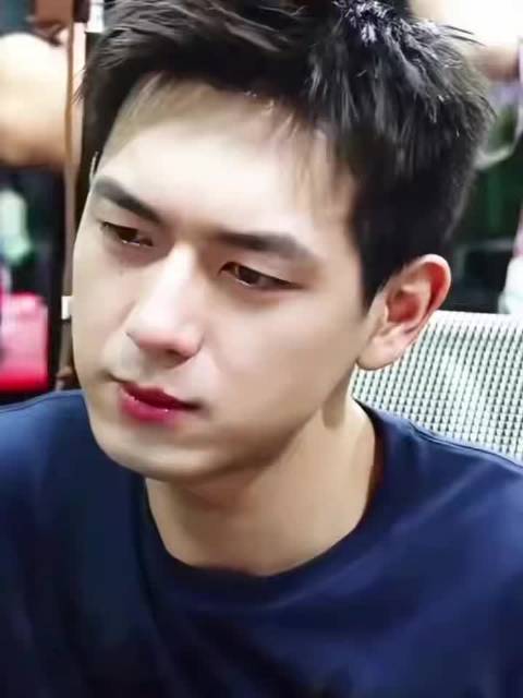 李现多部热剧角色多样，精湛演技获赞