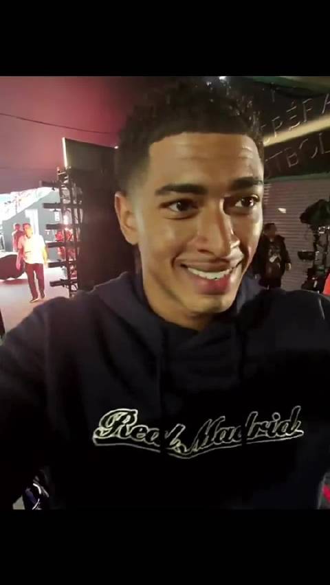 其实皇马的新小编是卡马文加