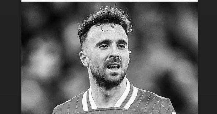 皇马中场卡马文加悼念若塔：️