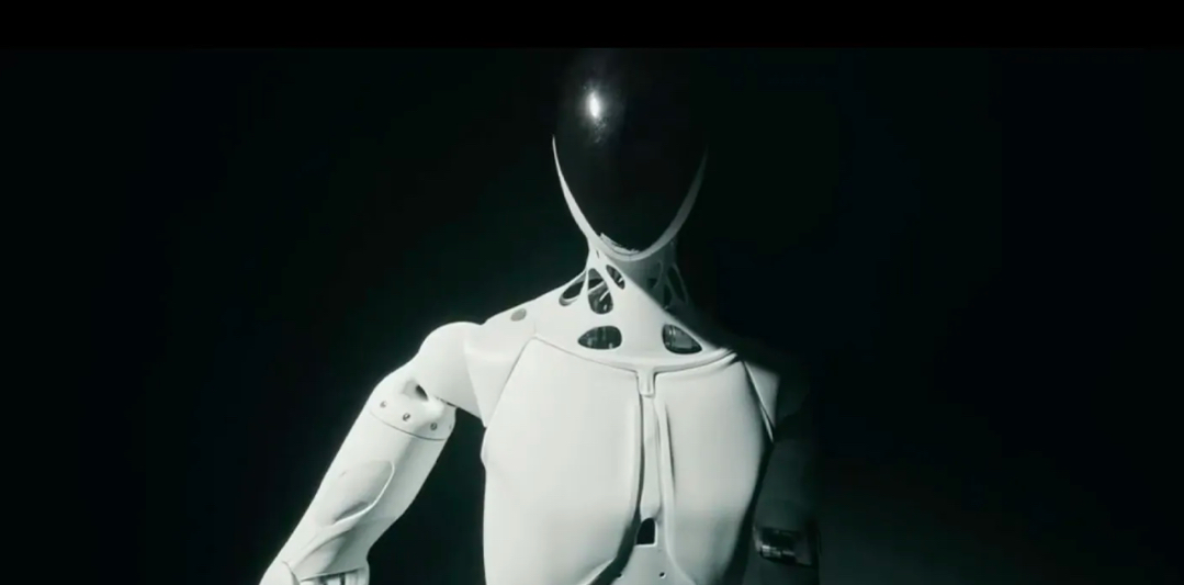 小鹏人型机器人IRON目标是2026年量产