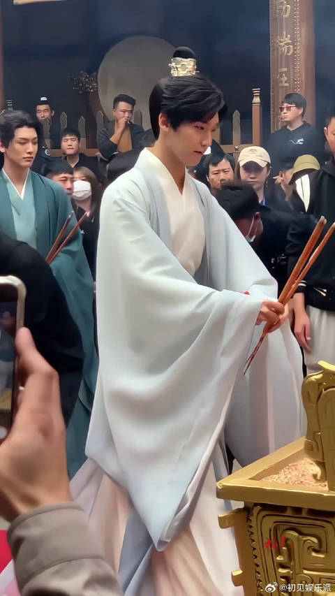 全世界最好的邢昭林，今天这个造型太帅了