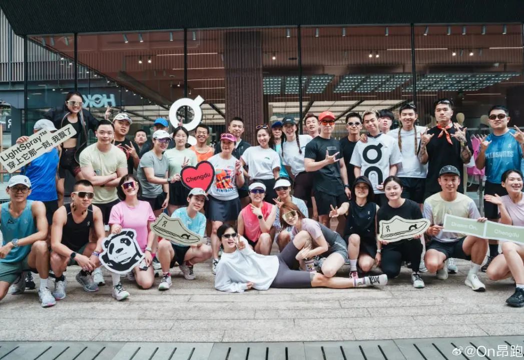 左右滑动查看更多