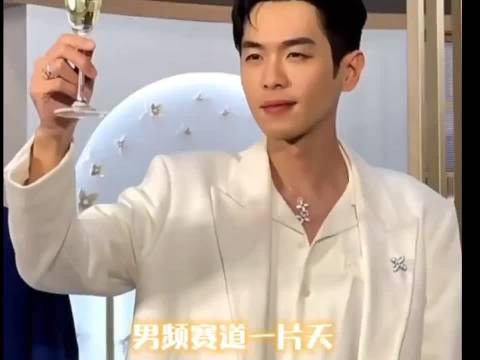 张若昀多题材剧集表现亮眼，被誉男频IP首选演员