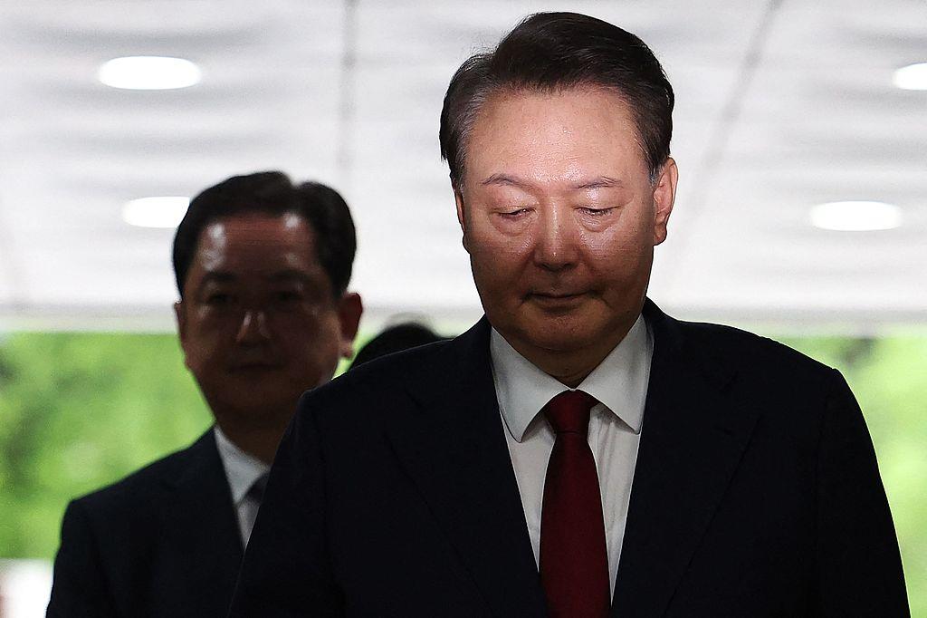 △當地時間2025年7月9日,南韓首爾,南韓前總統尹錫悅抵達法院(資料圖)