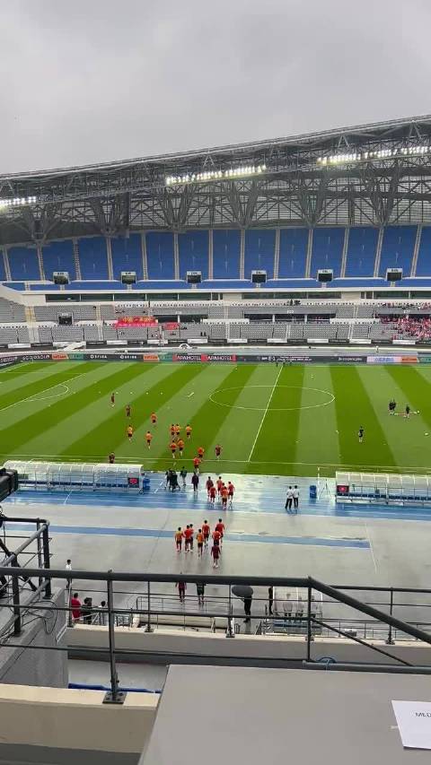 东亚杯国足vs中国香港首发公布，张玉宁领衔锋线