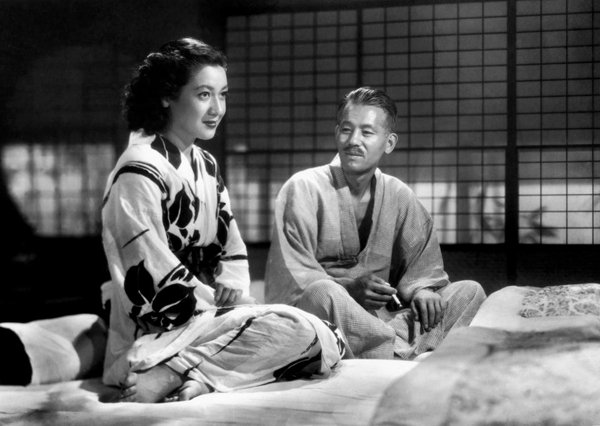 电影《晚春》剧照