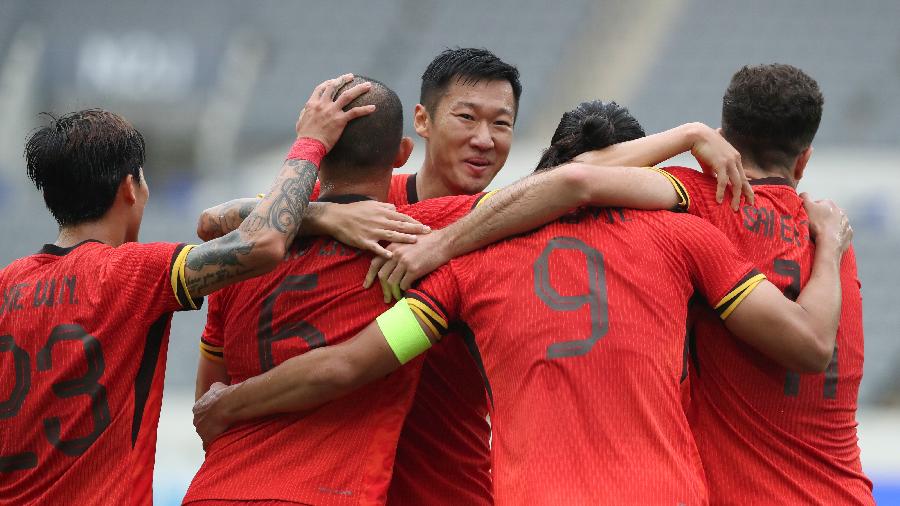 1球小胜中国香港队，国足连续4届东亚杯获得季军