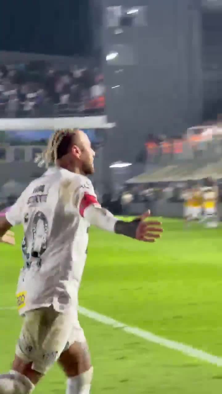 内马尔巴甲第83分钟，贡献绝杀球！