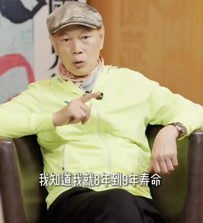 知名男演员自曝正注射女性荷尔蒙，原因让人心碎