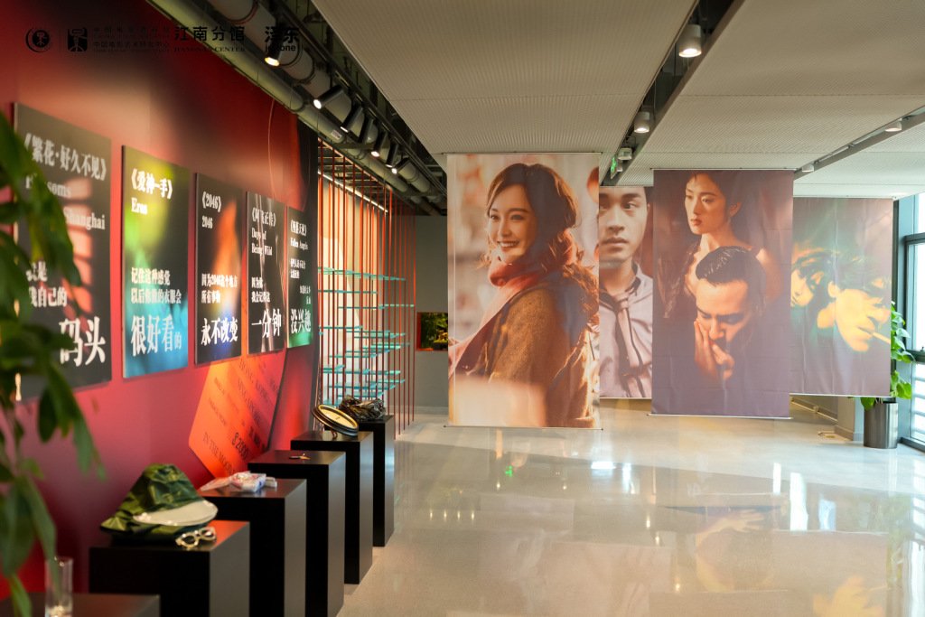 影展现场满满都是王家卫元素