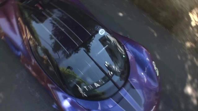 路特斯Evija变色龙涂装亮相古德伍德，动态跑动惊艳赛道