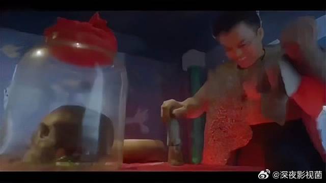 吴君如上一秒嚣张跋扈，下一秒就被踹飞，直接笑喷了！