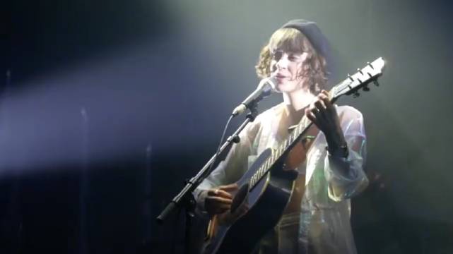 法国歌手Pomme翻唱《千与千寻》片尾曲庆祝上映24周年