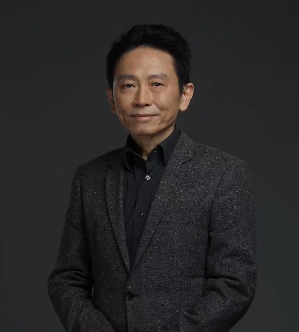 刘和平老师近照