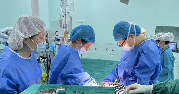 脐带绕颈5圈！孕32周胎儿B超出现惊险颈部“乱流”