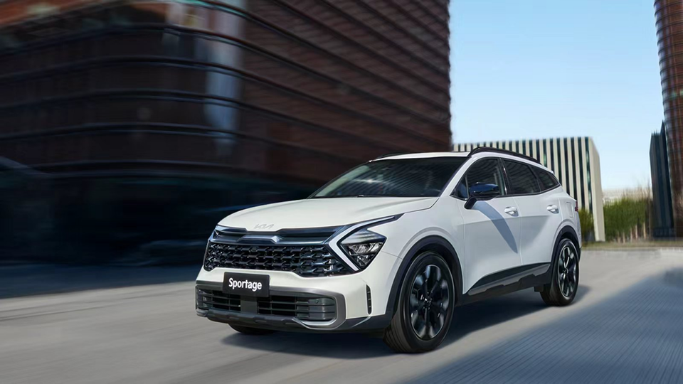 32年进化史，2025款起亚狮铂拓界诠释燃油SUV的多种可能