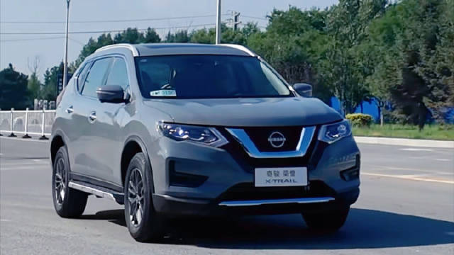 四缸的奇骏荣誉它来了 11.98万的价格简直没治了