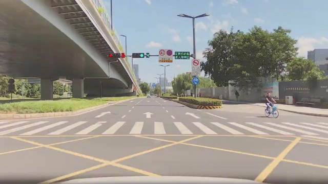 心疼视频车司机