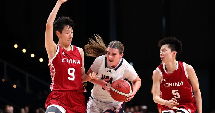 大运会丨中国队夺得女篮冠军