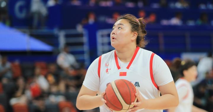 本次中国大运女篮实力不俗 刘禹彤有过两年职业经历后更加成熟