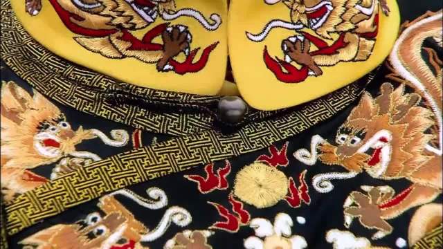 皇帝帅不帅不知道，那个小太监被他装到了