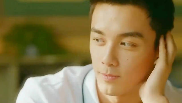 父母离婚考生伪装考砸，合约情侣互揭伤疤