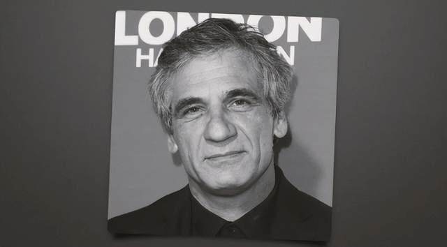 《蝙蝠侠》演员海滩上去世，留下妻子和四名子女