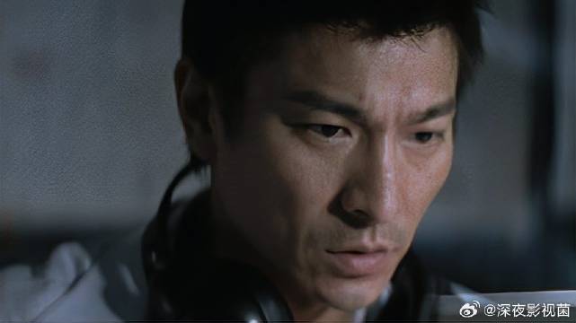 刘建明当着黄sir的面给韩琛打电话，真是胆大