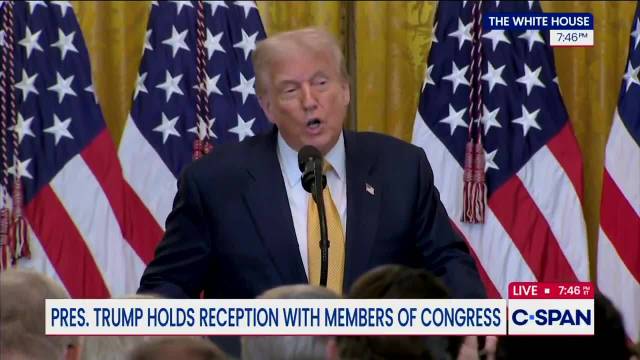 特朗普宣布与日本达成史上最大贸易协议