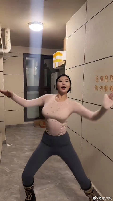 有配重、悬挂就是稳