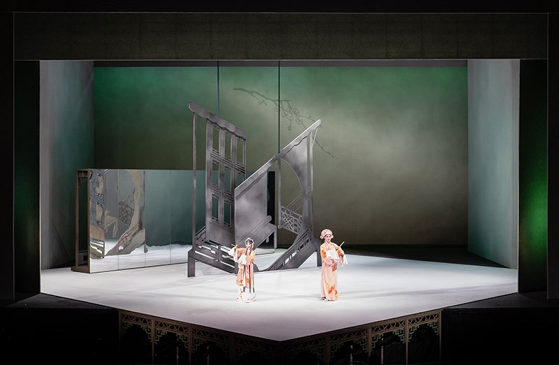 当《牡丹亭》进入盗梦空间：在时空折叠中体验经典