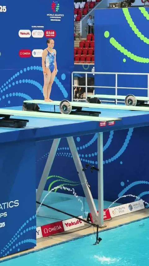 陈艺文世锦赛3米板夺金、陈佳摘银，中国跳水包揽冠亚军