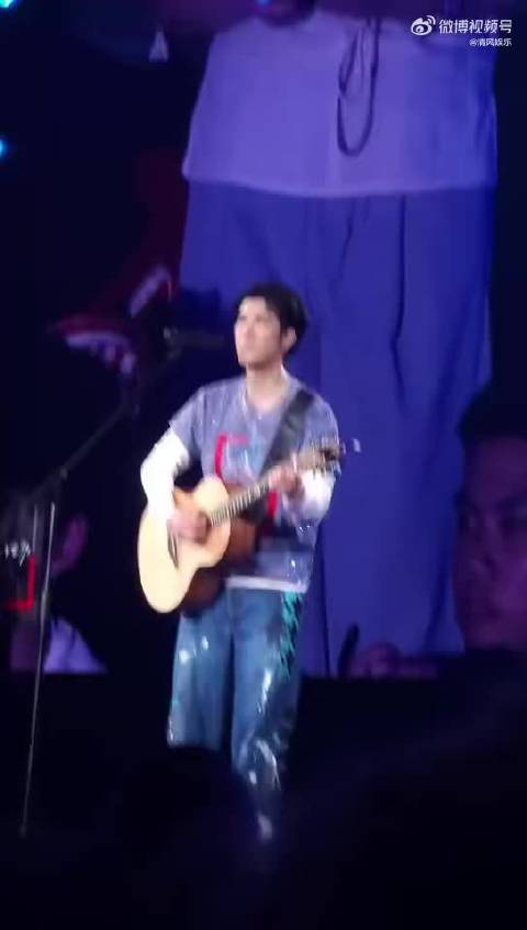 王力宏演唱20年前为梁静茹创作歌曲《丝路》