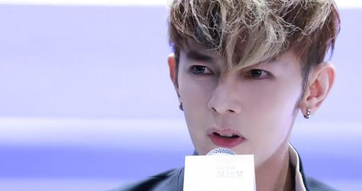 43岁男星身材太惊人！网友：这才是抗衰老最好的方法