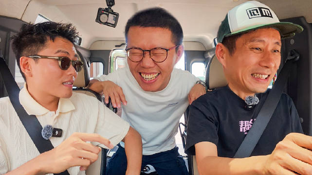 大家有没有花光积蓄去做一件事的冲动呢？欢迎评论区分享！我们将从评论区中抽2位观众送出「手动挡速干T」