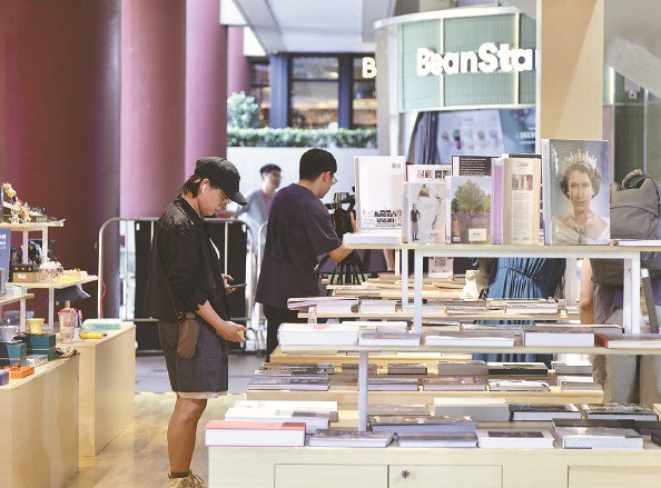 历届上海书展现场 本文图片 记者 王凯 摄