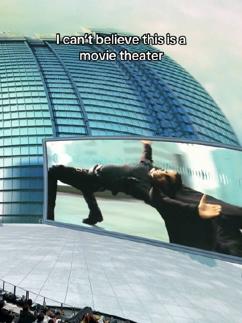 卧槽！在洛杉矶球形银幕看特制版的观影体验好酷炫！