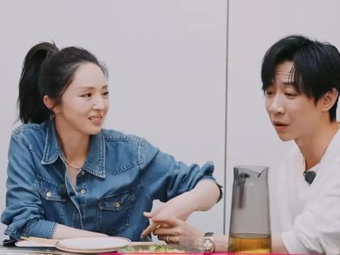 董璇张维伊连晕车呕吐都同步，笑谈结婚是梁静茹给的勇气，你咋看