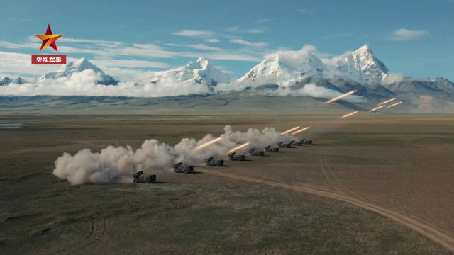 实弹射击检验作战能力