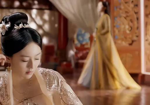 白浅：“我的眼睛放在你的眼眶300年怎么就变成你的东西了？”