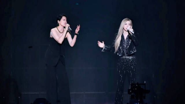 于文文拾光巡回演唱会南京站《行走的鱼》