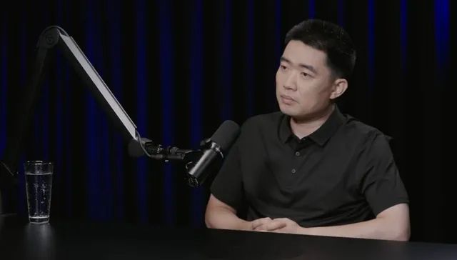 理想汽车创始人李想 图片来源:《罗永浩的十字路口》节目截图
