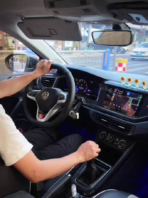 手动挡明明那么难开，为啥老司机都说好！