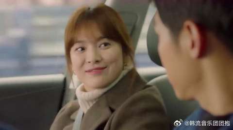 时镇帮暮烟洗车，不料被暮烟泼了冷水，下一刻暮烟的动作令人暖心