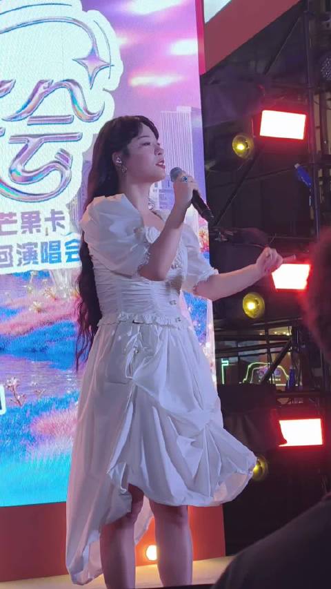 李莎旻子说与合肥太有缘分了，冥冥之中自有安排！新歌合肥先听