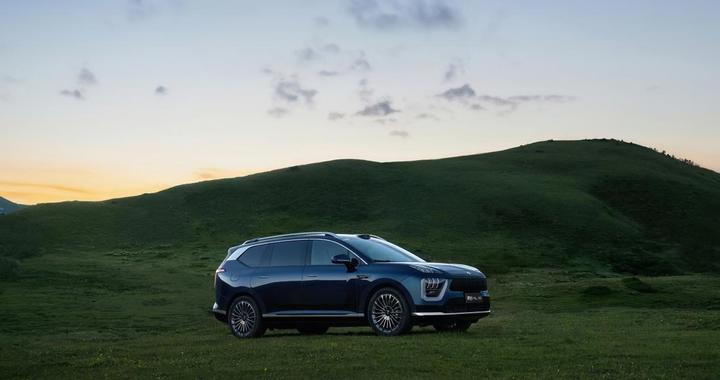 入门增程SUV怎么选？广汽昊铂HL 350 Pro六座激光雷达版直接满配！