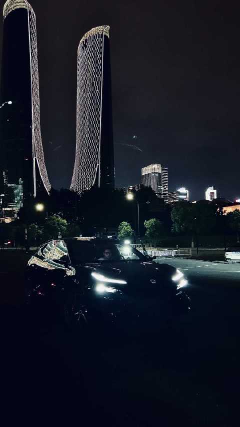 从宝马X5M到路特斯Eletre：我的40天极致提车心路历程