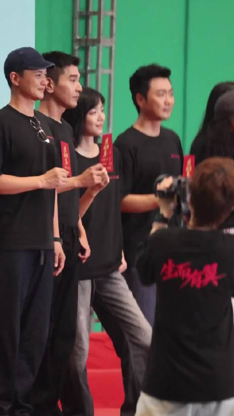 赵又廷周一围首度合作《生而有翼》，分饰精英律师与正义坚守者