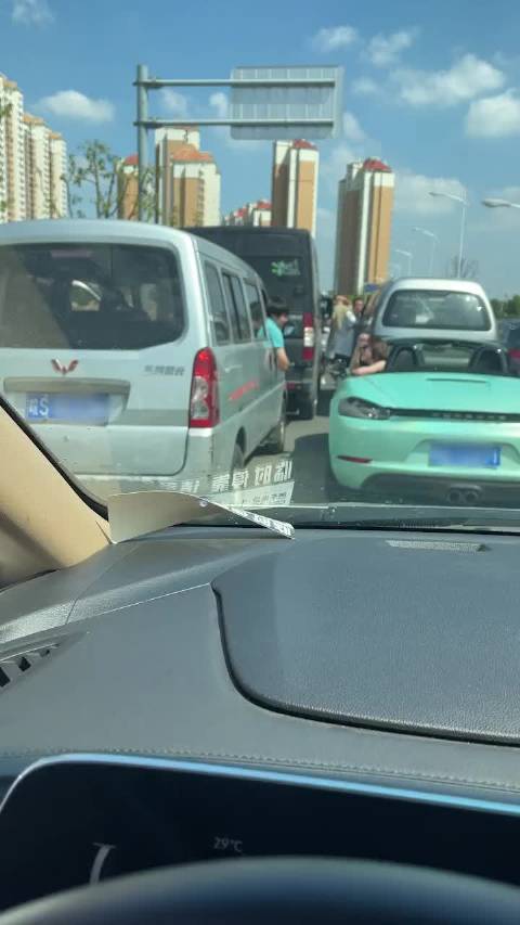 这是五菱宏光赢的最狠的一次