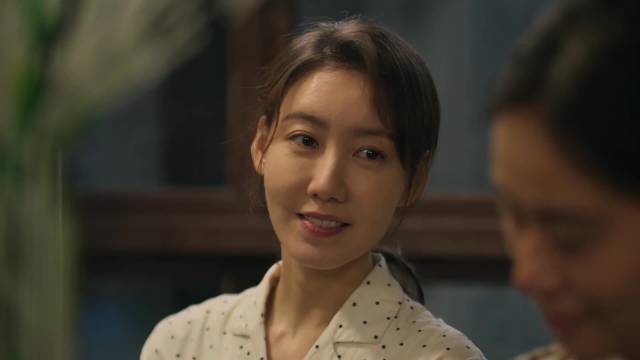 美心安慰家文面对卫国离世，北京卫视六姊妹热播